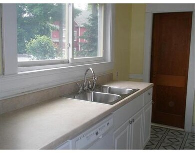 11 Holyoke St unit 11, Quincy, MA 02171 - photo 4