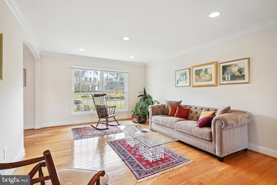 1716 Irvin St, Vienna, VA 22182 - photo 5