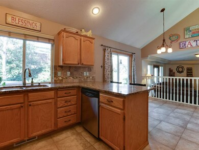 925 E Wellington Dr, Spokane, WA 99208 - photo 6