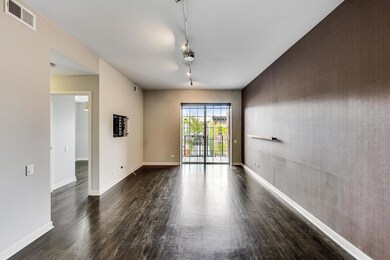 1515 N Wells St unit 4A, Chicago, IL 60610 - photo 3