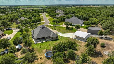 337 Timbers Cir, Poolville, TX 76487 - photo 4