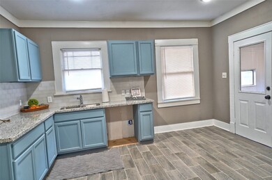 405 Lindale St, Houston, TX 77022 - photo 6