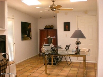 DEN/OFFICE