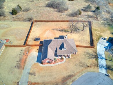 14546 Ashwood Ct, Edmond, OK 73025 - photo 2