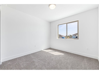 204 Tiber St, Boardman, OR 97818 - photo 2