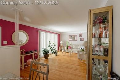 8913 Appleton, Redford, MI 48239 - photo 2