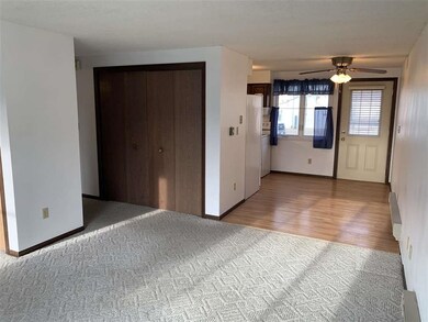 126 N 2nd St unit 6, West Branch, IA 52358 - photo 3