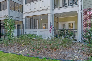 1025RiverlandWoodsPlaceUnit801_004