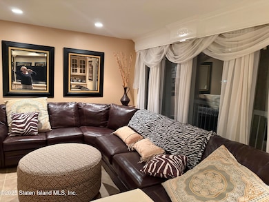 22 Admiralty Loop, Staten Island, NY 10309 - photo 6