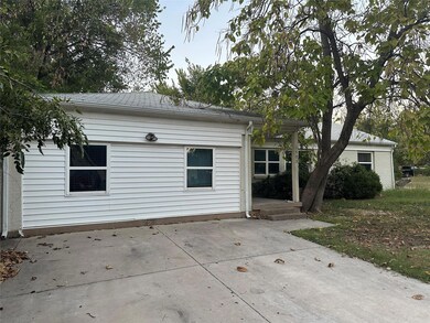 Corner lot in nice area of Irving that is see home