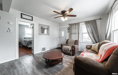 1122 Pekin St, Lincoln, IL 62656 - photo 5