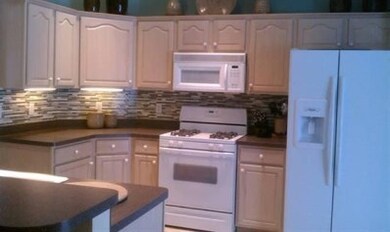 33767 Woodmont Ridge Dr, New Carlisle, IN 46552 - photo 4