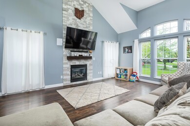1676 Pinecone Ct-117
