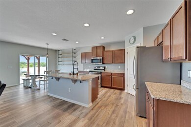 18649 Hunters Meadow Walk, Land O' Lakes, FL 34638 - photo 5