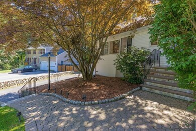 7 Allison Dr, Burlington, MA 01803 - photo 4