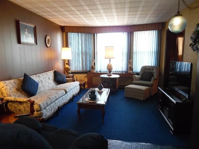 344 Mountain St, Albany, NY 12209 - photo 4