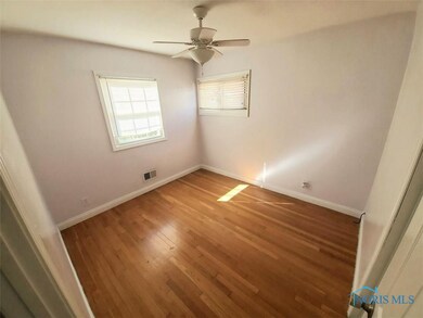2638 Claredale Rd, Toledo, OH 43613 - photo 7
