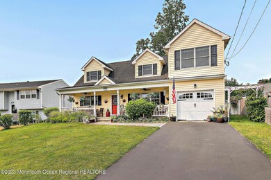 Gorgeous Expanded Cape on Quiet Street!