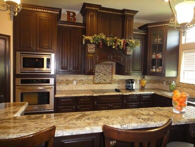 2207 W Rhin Dr, Edinburg, TX 78539 - photo 4