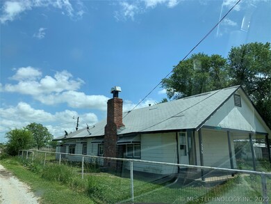 1320 N Caney St, Copan, OK 74022 - photo 3