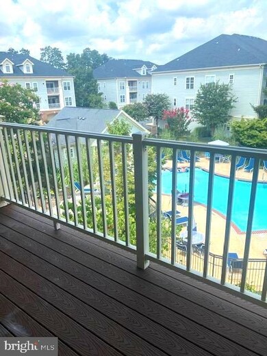 11337 Westbrook Mill Ln unit 302, Fairfax, VA 22030 - photo 4