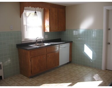 297 Newtonville Ave unit 297, Newtonville, MA 02460 - photo 3