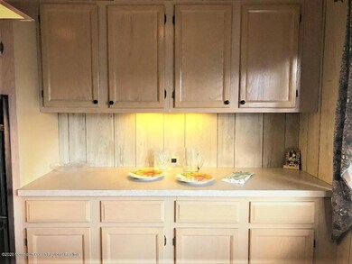 Kitchen Extrta Counter & cabinets