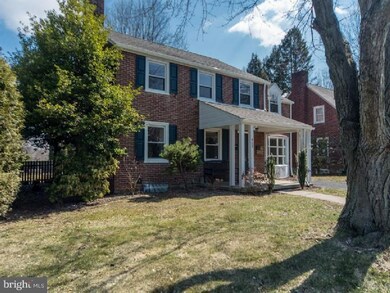 905 Kenhorst Blvd, Reading, PA 19611 - photo 2