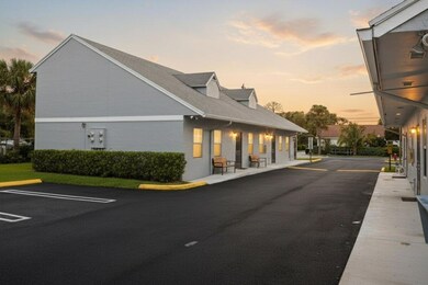 5213 Wallis Rd unit B, West Palm Beach, FL 33415 - photo 3