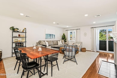 453 E Putnam Ave unit 3I, Cos Cob, CT 06807 - photo 3