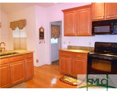 402 Olde Towne Rd, Savannah, GA 31410 - photo 6