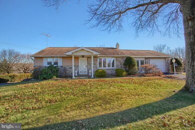 1518 Oak Rd, Pennsburg, PA 18073 - photo 4