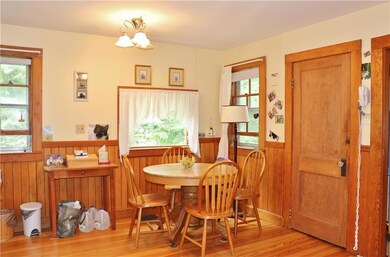 Large eatin kitchen