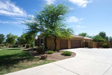 3 Car Garage