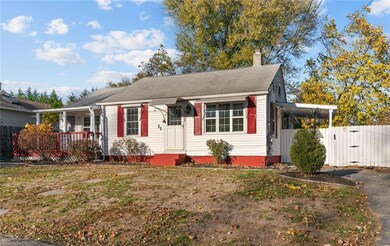 11 Parade Rd, Warwick, RI 02886 - photo 5