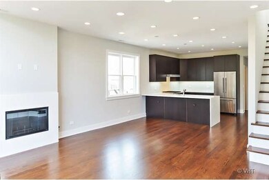 947 N Honore St unit 3, Chicago, IL 60622 - photo 3