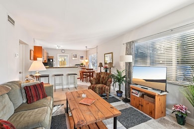 1424 Holly Heights Dr unit 1, Fort Lauderdale, FL 33304 - photo 3