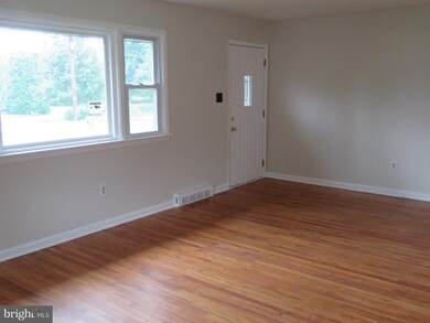 206 Evergreen Ave, Sewell, NJ 08080 - photo 3