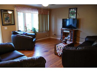 5 Stoneham Dr, Riverside, RI 02915 - photo 4