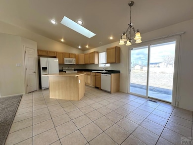 81 E Beshoar Dr, Pueblo, CO 81007 - photo 4