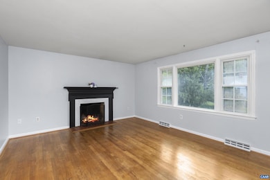 814 N Coalter St, Staunton, VA 24401 - photo 3