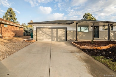 637 S Worchester St, Aurora, CO 80012 - photo 2
