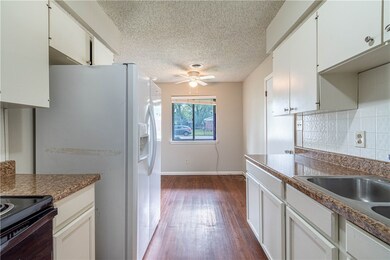 2217 W Alpine Cir, Siloam Springs, AR 72761 - photo 6