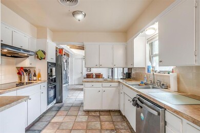 1421 Eastview Dr, Weatherford, TX 76086 - photo 4