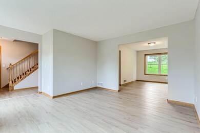 2202 Marilyn Avenue - Web Quality - 006 - 04 Living Room.jpg