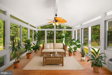 12306 Shadetree Ln, Laurel, MD 20708 - photo 5