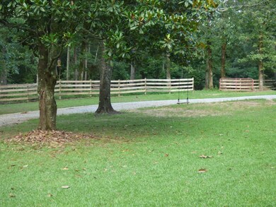 4054 Hwy 44 E, McComb, MS 39648 - photo 5