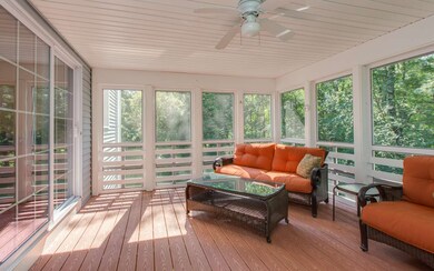 9 Washington St, Pelham, NH 03076 - photo 6