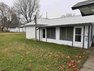 205 4th Ave NE, Oelwein, IA 50662 - photo 7