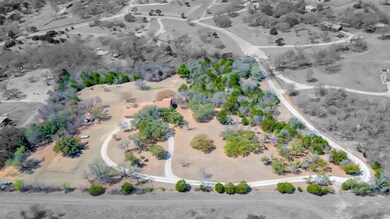 214 Woodcrest St, Weatherford, TX 76087 - photo 2